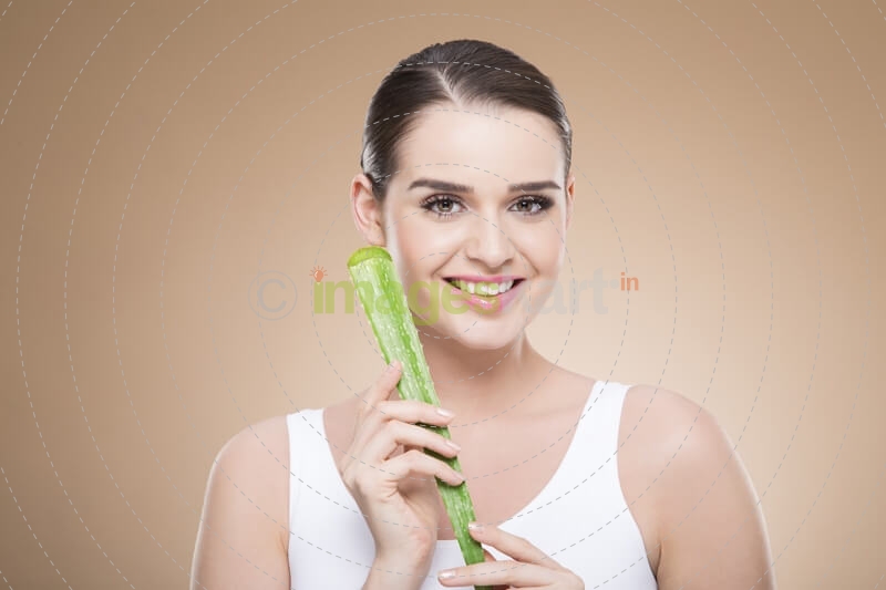 girl smiling and posing with aloe vera 