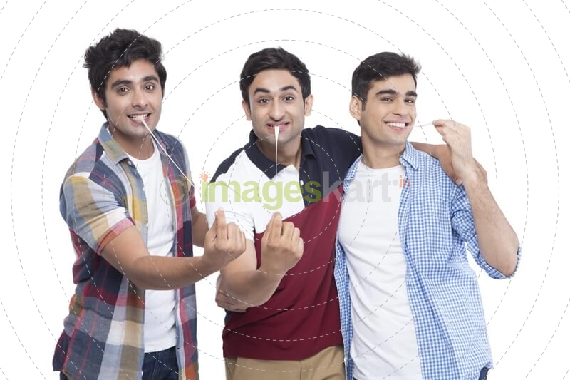 boys with chewing gum 