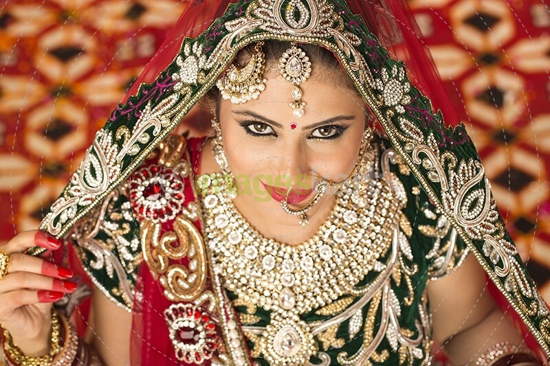 indian bride posing 