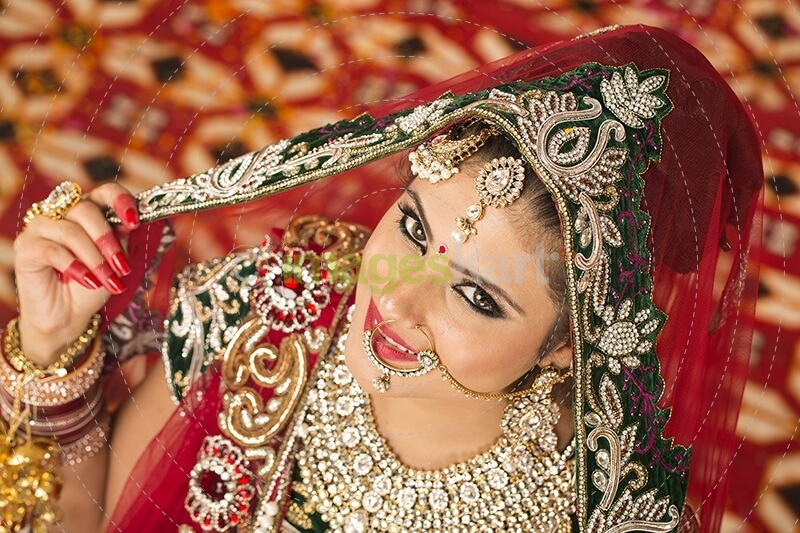 indian bride posing 