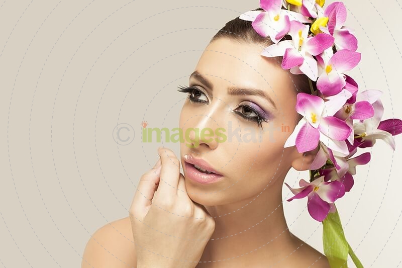 woman wearing flower band