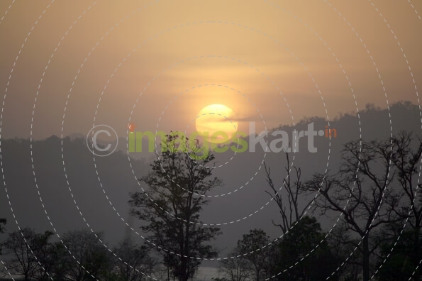 sun setting 