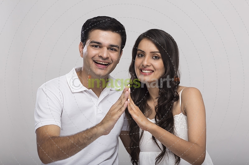 couple posing