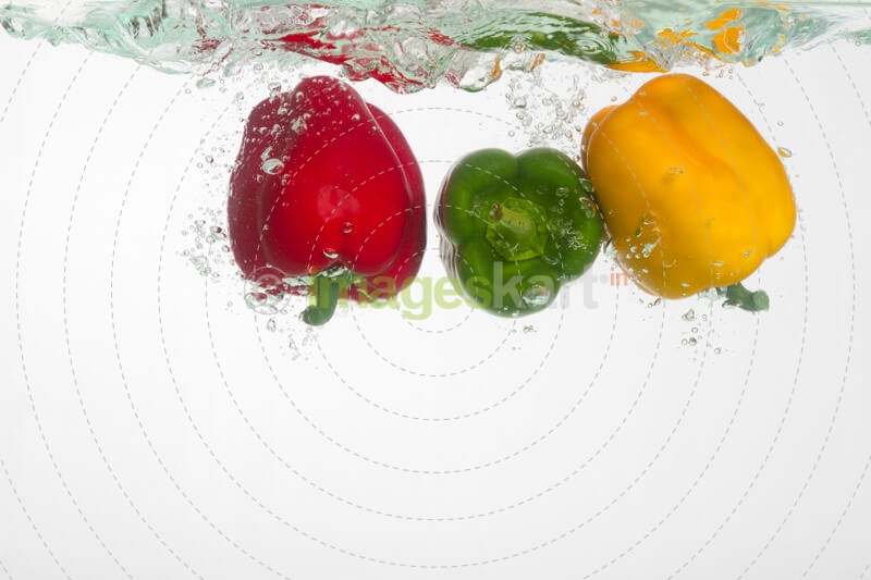 fresh capsicums dropped in water