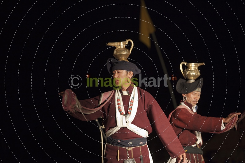 ladakhi men performing