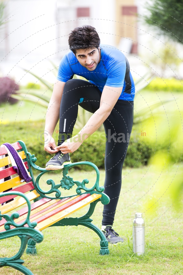 man getting ready for jogging 