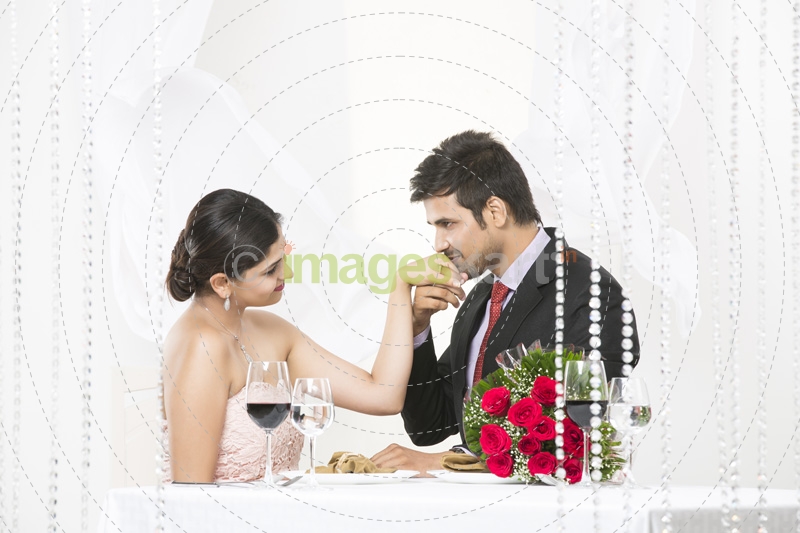 couple on a romantic date