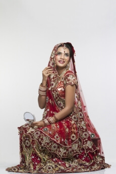 indian bride posing 