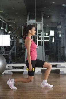 girl working out at gym