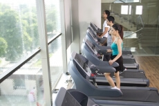 a group of people doing their cardio