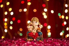 lord ganesha statue 
