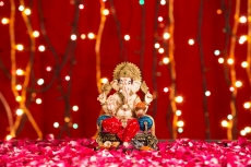 lord ganesha statue 