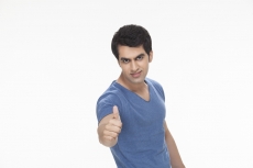 man showing thumbs up