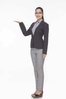 girl giving presentation