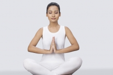 woman doing padmasana