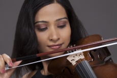 girl with a violin