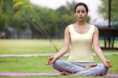 girl doing padmasana 