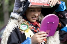 portrat of a tibetan woman in a traditional dress code