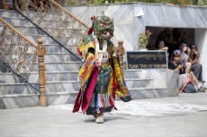 ladakhi performing on the streets of ladakh 