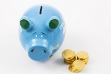 piggy bank with gold coins