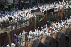 people gathered at jama masjid for eid prayer