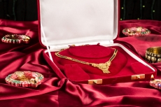 necklace as diwali gift 