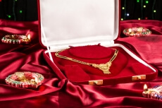 necklace as diwali gift 