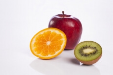 sliced fresh fruits