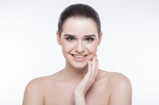 girl flaunting her beautiful face