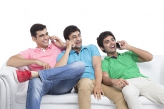friends talking on phone