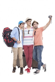friends on tour clicking pictures