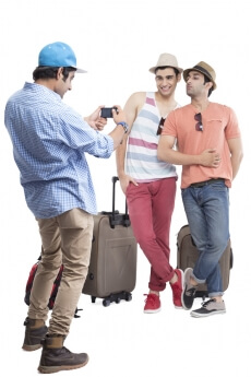 friends on tour clicking pictures