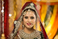 beautiful indian bride posing 