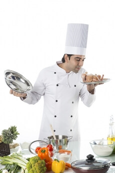 chef cooking chicken 