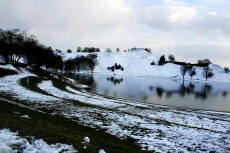 snowfall in hill station 