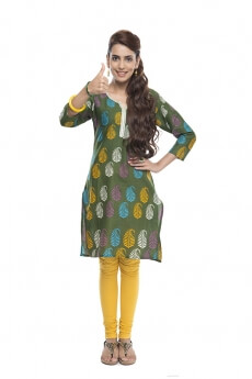 indian woman in salwar kameez showing thumb