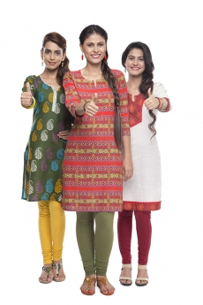 indian women posing happiness