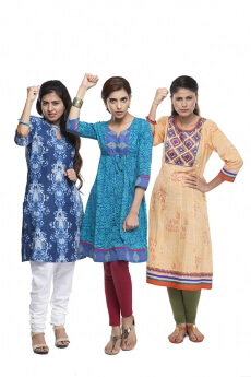 women posing happiness