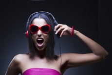 Screaming girl headphones