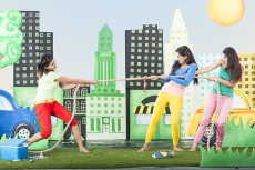 girls playing tug of war